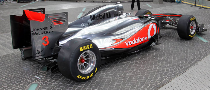 McLaren committed to Mercedes engines