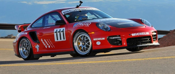 VIDEO: 911 GT2 RS record setting run at the Pikes Peak Hill Climb 2011