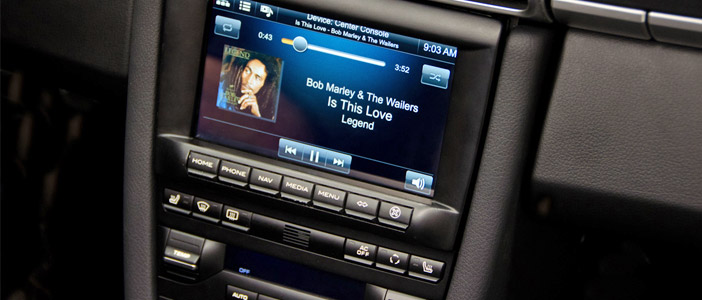 QNX and BlackBerry show state-of-the-art Infotainment setup in a Porsche 997 at CES