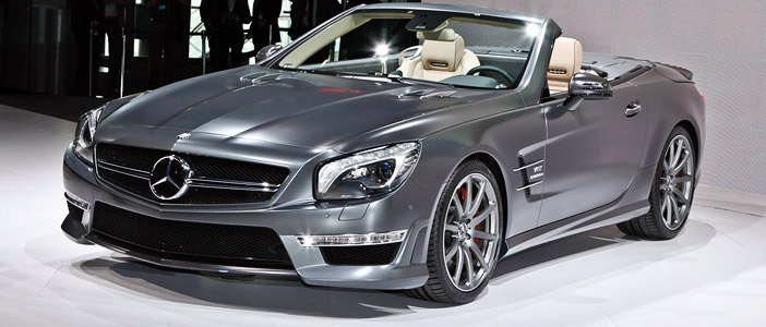 2013 Mercedes-Benz SL65 Drops 738 Lb-ft of Torque on the Big Apple