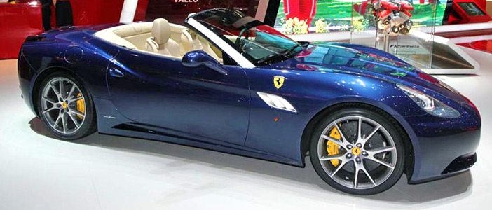 Ferrari Shows Updated California in Geneva