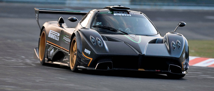 VIDEO: Pagani Zonda R Delivery and First Drive