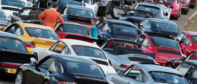 Record Porsche 911 Parade for 50th