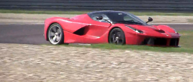 LaFerrari Filmed Roaring At Fiorano