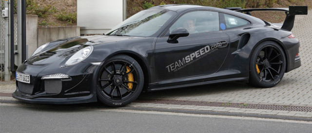 2015 Porsche 911 GT3 Comes Into Focus