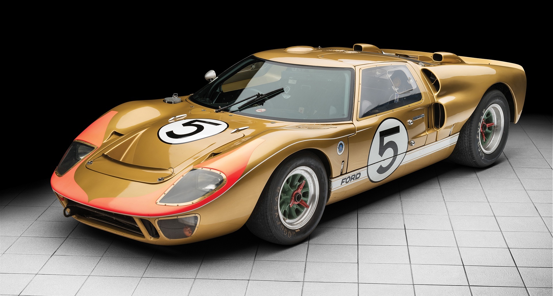 1966 Ford GT40 Le Mans racer