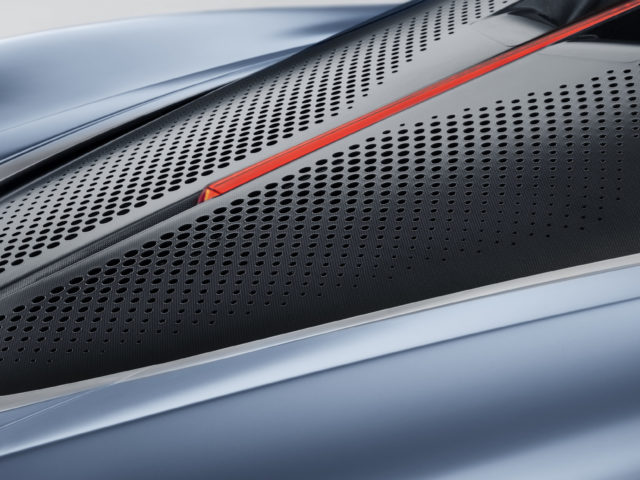 9824-McLarenSpeedtail_copy