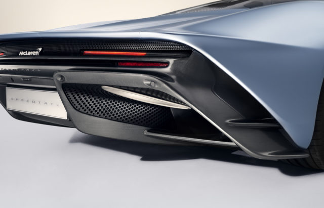9826-McLarenSpeedtail_copy