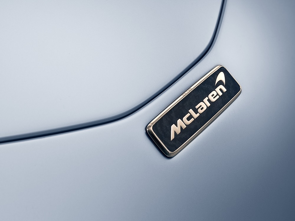 McLaren Speedtail Offers Range of Unique Finishes for Car’s Badging
