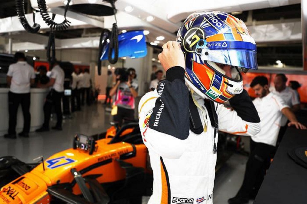 F1 Drivers Lando Norris & Carlos Sainz Set for 'Super Saturday'