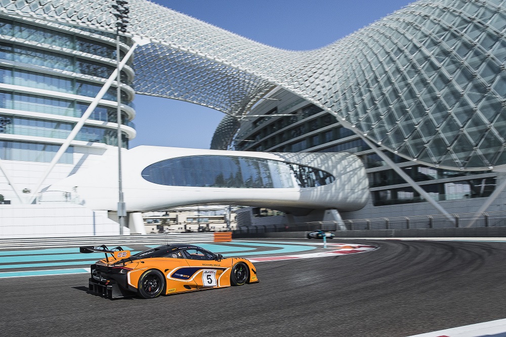 McLaren 720S GT3 Stuns in Global Race Debut in Abu Dhabi