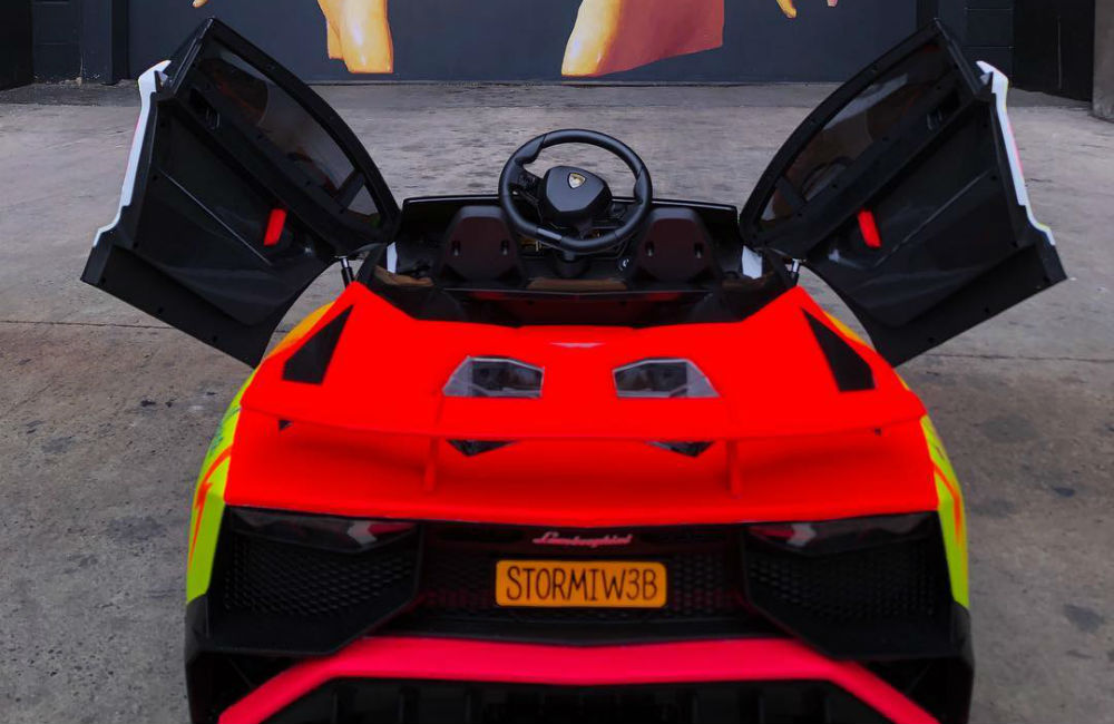 Kylie Jenner Getting Out of a Lamborghini Aventador Roadster March