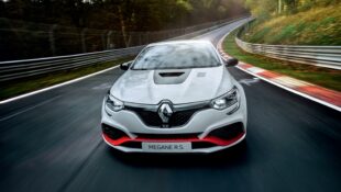 Mégane R.S. Trophy-R Sets New Record Lap at the Nürburgring