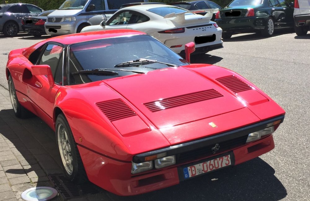 Ferrari 288 GTO Front