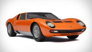 Amalgam 1:8 Scale Lamborghini Miura Model