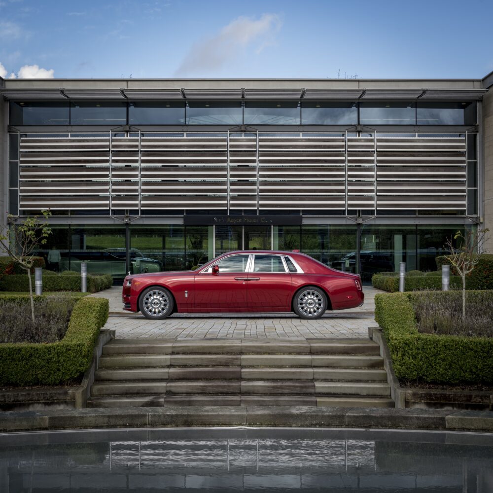 Rolls-Royce Bespoke Red Phantom