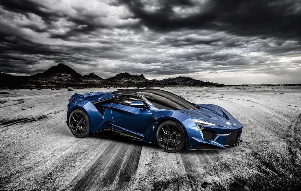 W Motors Fenyr SuperSport