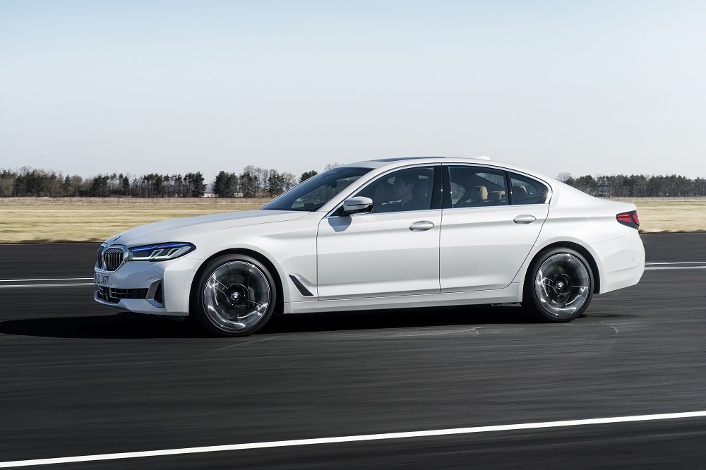 new 2021 BMW 5 Series Sedan
