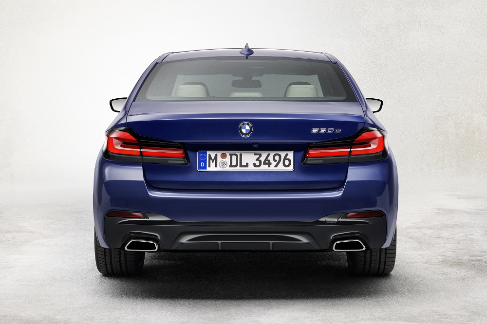 new 2021 BMW 5 Series Sedan