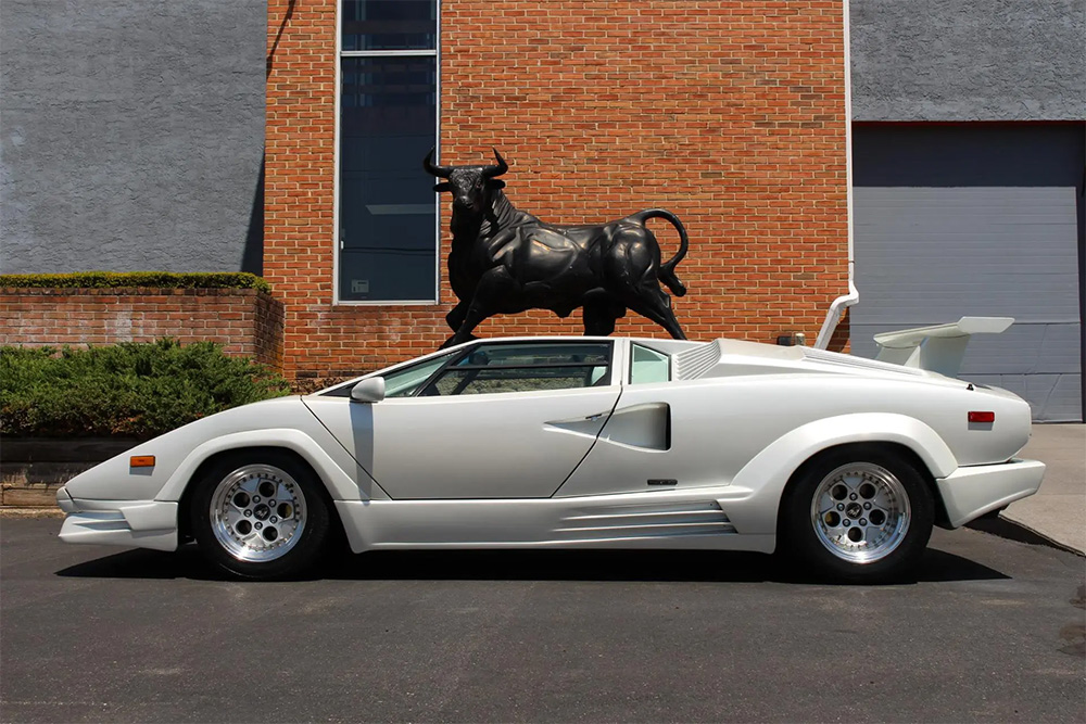 White 25th Anniversary Lamborghini Countach on Bring A Trailer